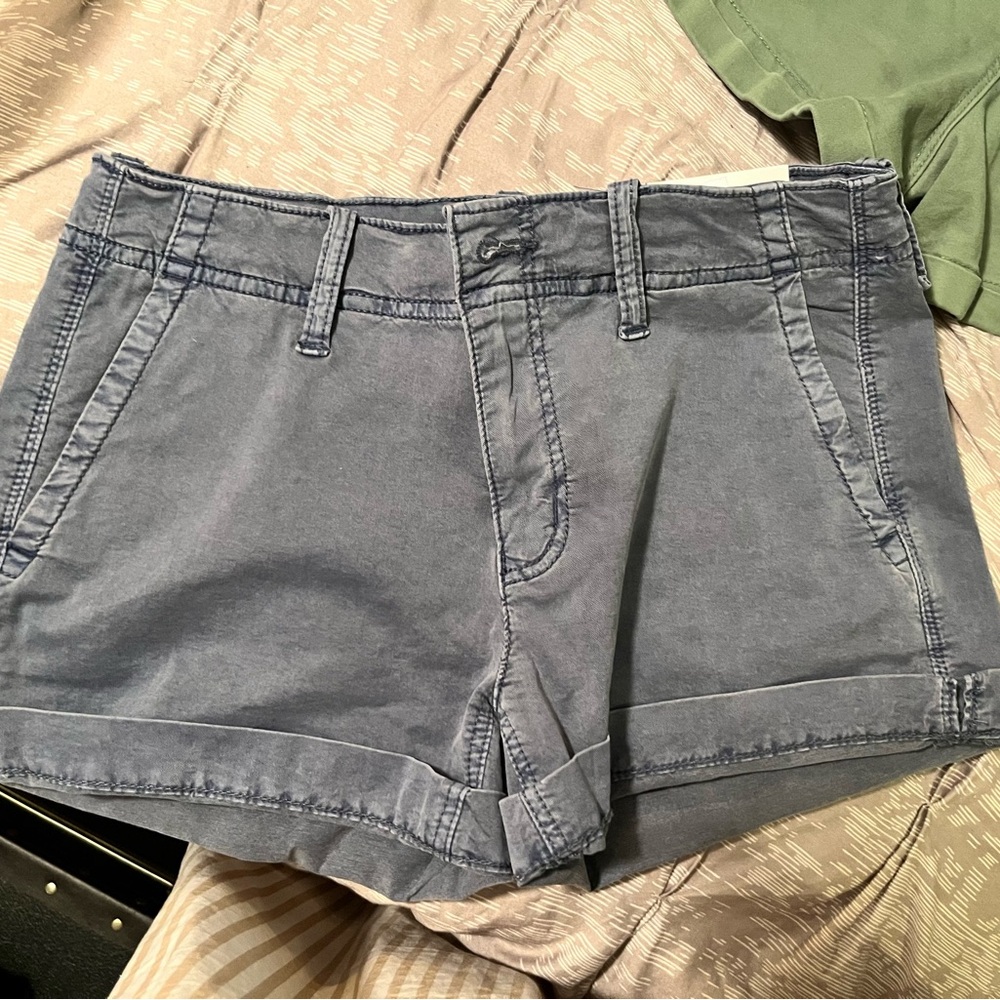 NWT American Eagle sz 0 Blue midi shorts